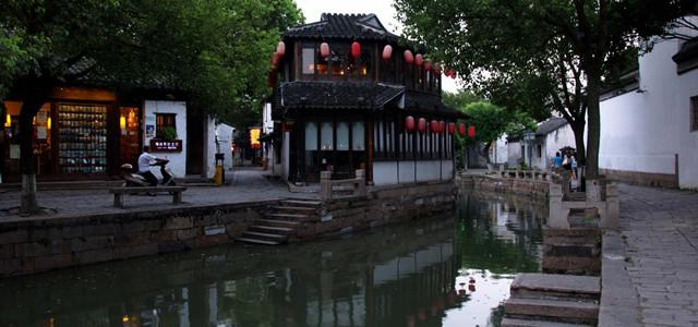 秋瓷炫近照曝光被嘲大婶脸！昔日女神今判若两人，网友直呼认不出